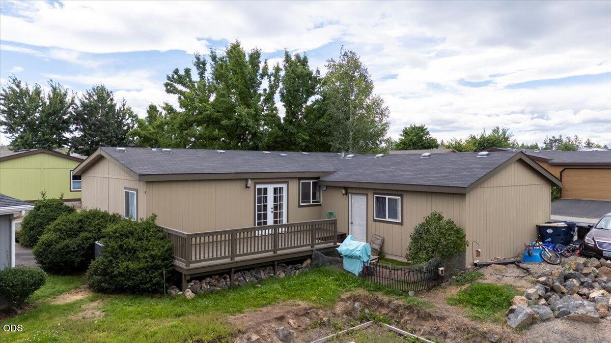 1280 SW Salsify Lane