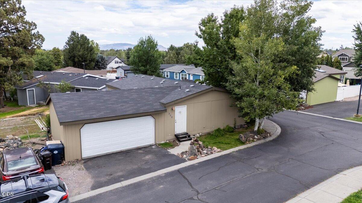1280 SW Salsify Lane