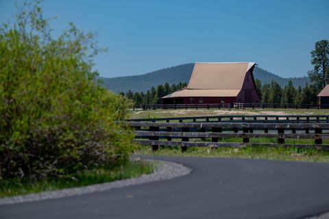 Tiny photo for 52255 Huntington Road, La Pine, OR 97739 (MLS # 220215855)