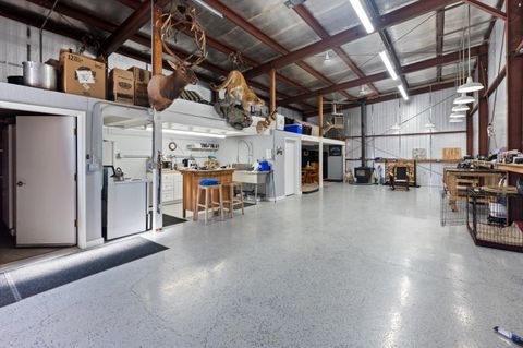 Tiny photo for 52255 Huntington Road, La Pine, OR 97739 (MLS # 220215855)