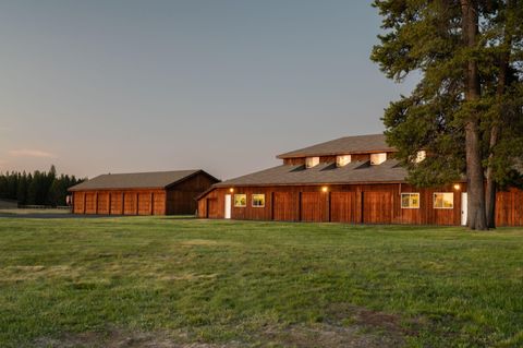 Tiny photo for 52255 Huntington Road, La Pine, OR 97739 (MLS # 220215855)