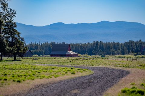 Tiny photo for 52255 Huntington Road, La Pine, OR 97739 (MLS # 220215855)