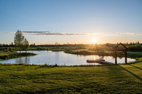 Tiny photo for 52255 Huntington Road, La Pine, OR 97739 (MLS # 220215855)