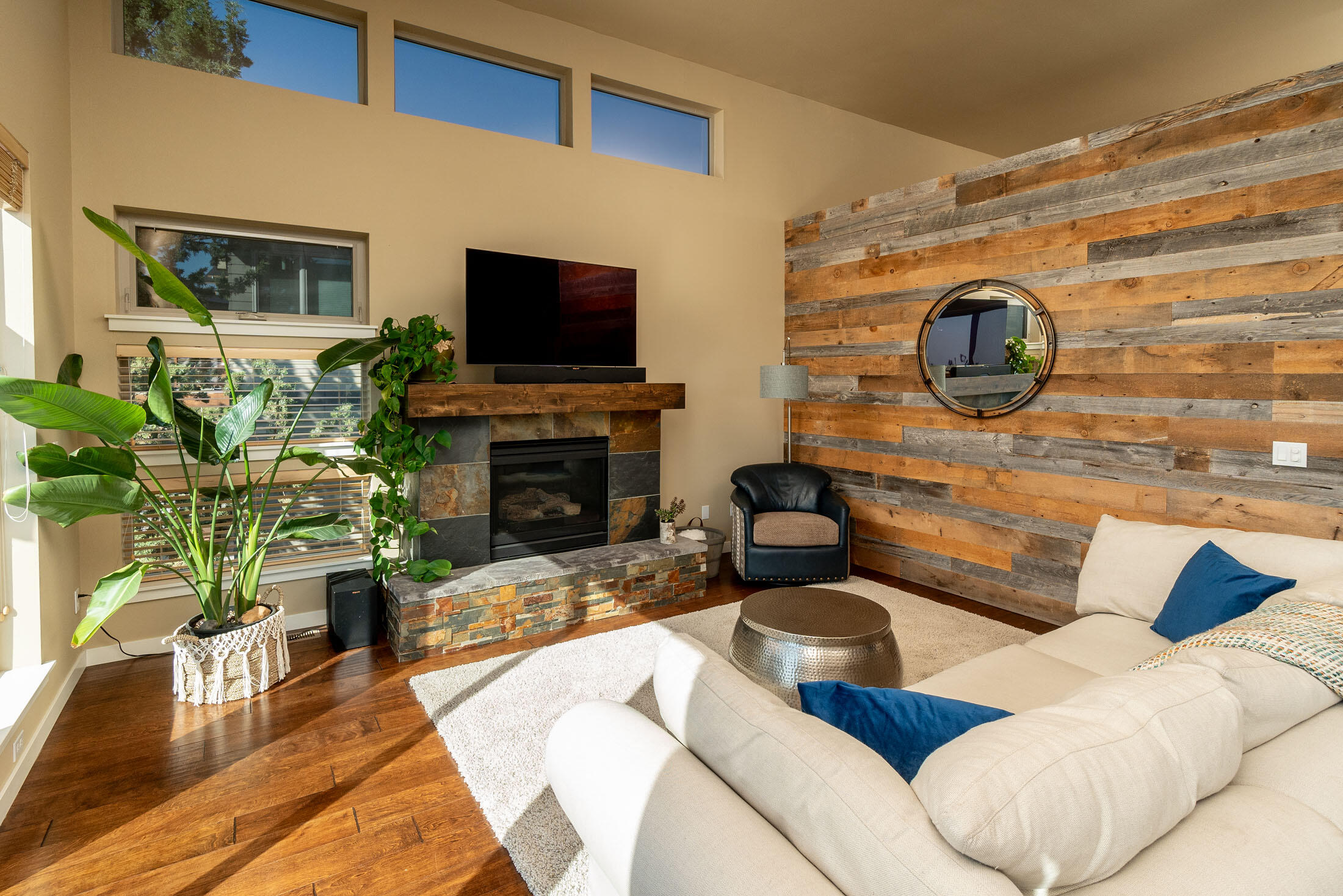 Monta Vista - Residential