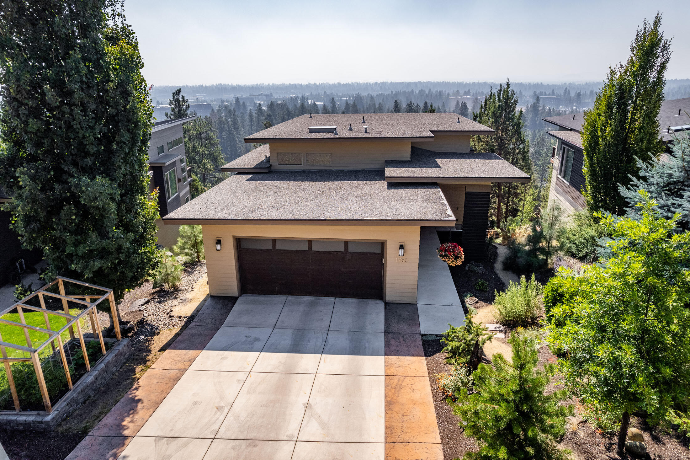 Monta Vista - Residential