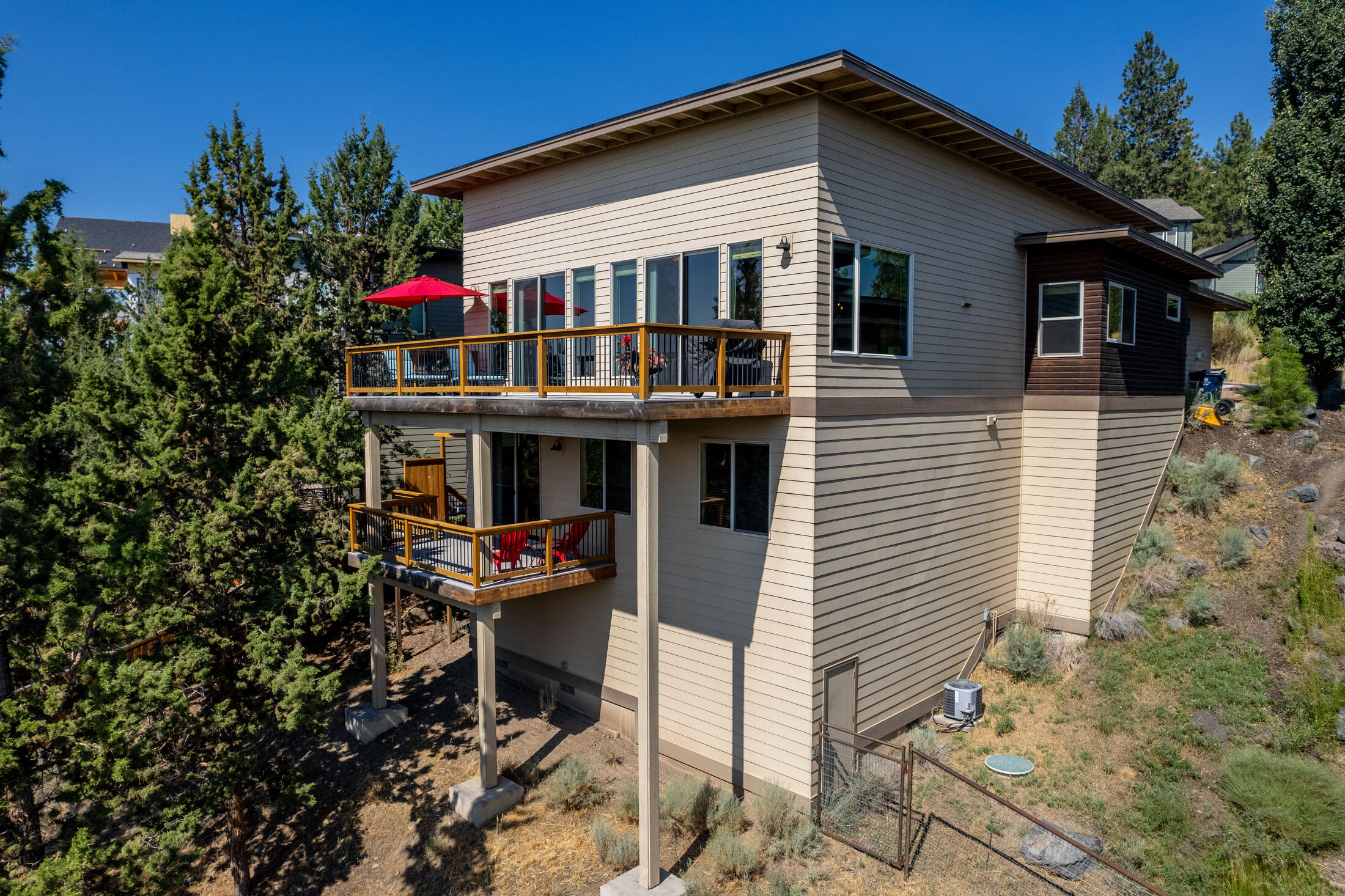 Monta Vista - Residential