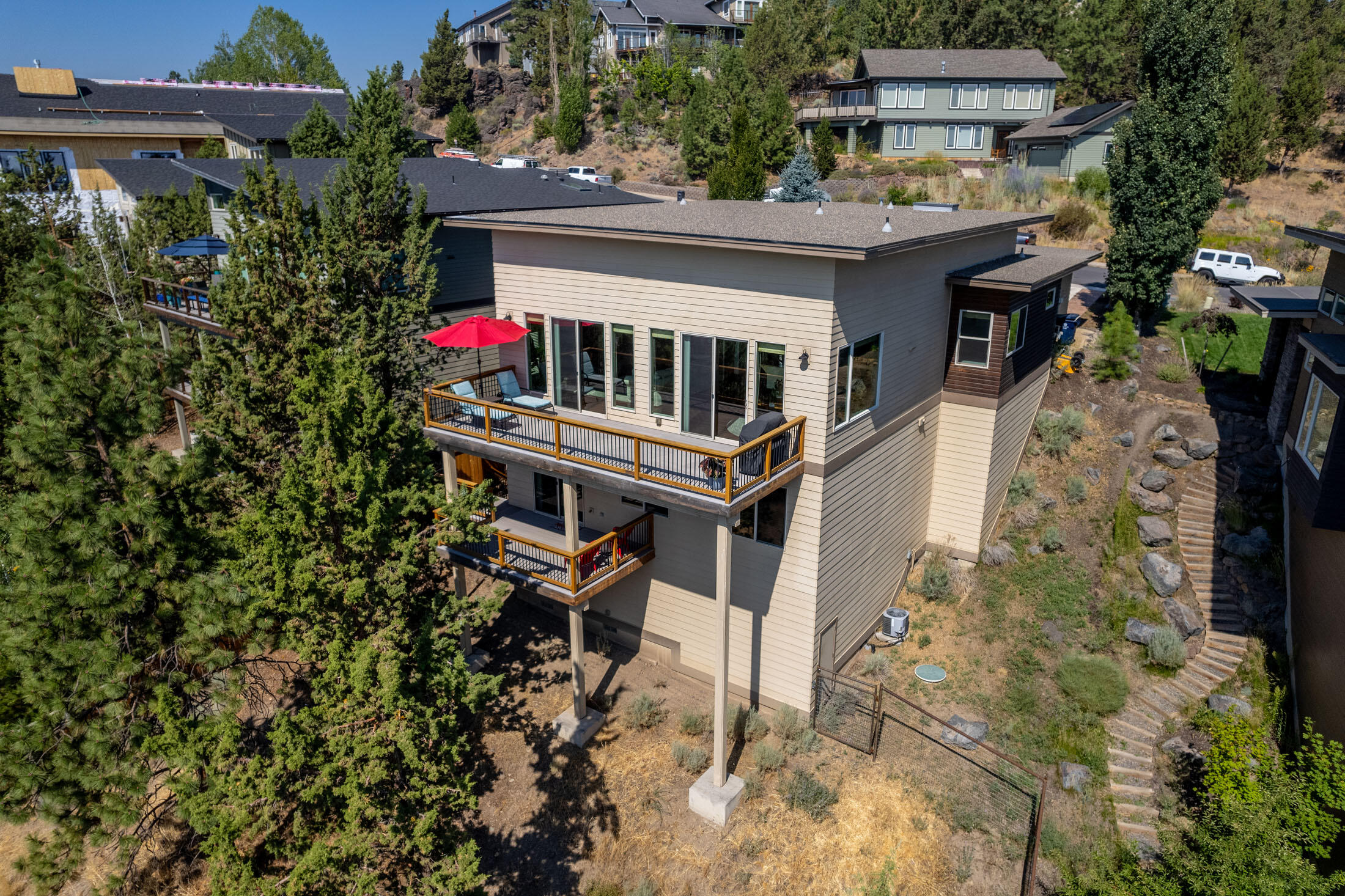 Monta Vista - Residential