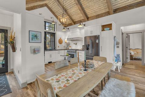 Tiny photo for 57811 Summit Lane #3, Sunriver, OR 97707 (MLS # 220213069)