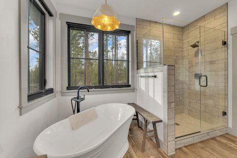 Tiny photo for 57811 Summit Lane #3, Sunriver, OR 97707 (MLS # 220213069)