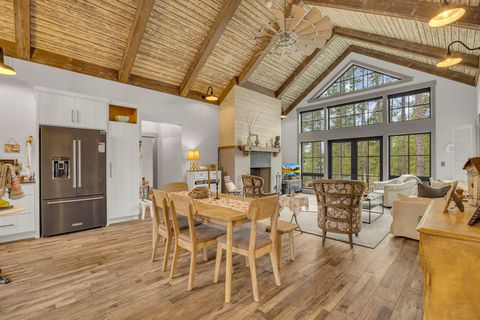 Tiny photo for 57811 Summit Lane #3, Sunriver, OR 97707 (MLS # 220213069)