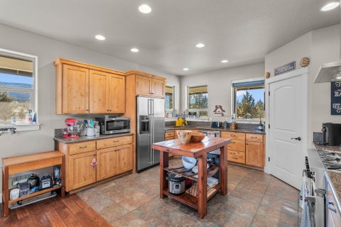 Tiny photo for 9001 SW Desert Sage Lane, Powell Butte, OR 97753 (MLS # 220225469)