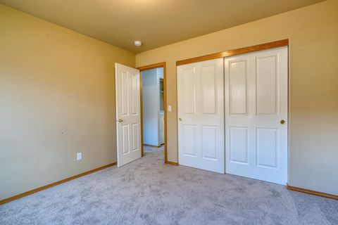 Tiny photo for 2991 SW Indian Circle, Redmond, OR 97756 (MLS # 220212732)