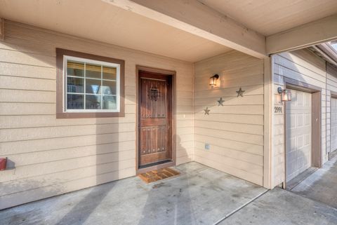 Tiny photo for 2991 SW Indian Circle, Redmond, OR 97756 (MLS # 220212732)