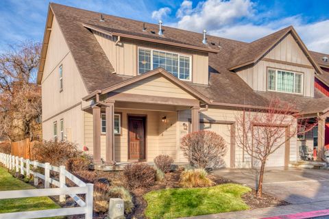 Tiny photo for 2991 SW Indian Circle, Redmond, OR 97756 (MLS # 220212732)