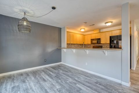 Tiny photo for 2991 SW Indian Circle, Redmond, OR 97756 (MLS # 220212732)