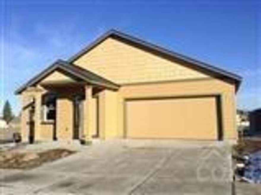 Beautiful Hudson plan with open concept living. Gas fireplace, added windows, pantry, Upgraded black GE appliances, Full shower in master with glass doors, dual raised vanities, 12x12 covered paver patio, 4 ft garage extension and much more!