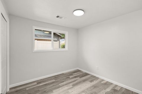 Tiny photo for 2909 Ingalls Drive, White City, OR 97503 (MLS # 220211714)