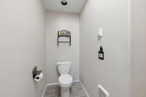 Tiny photo for 149068 Mabel Drive, La Pine, OR 97739 (MLS # 220220946)