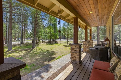 Tiny photo for 149068 Mabel Drive, La Pine, OR 97739 (MLS # 220220946)