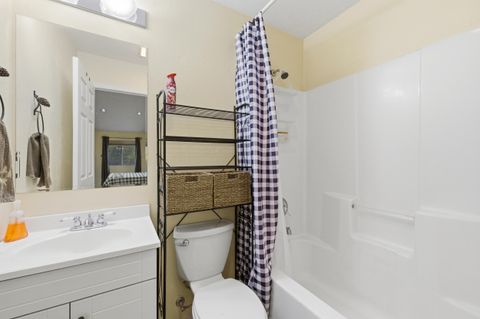 Tiny photo for 149068 Mabel Drive, La Pine, OR 97739 (MLS # 220220946)