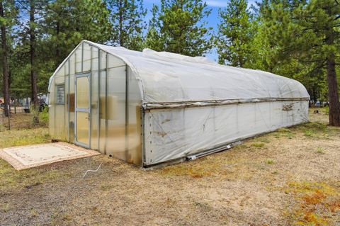 Tiny photo for 149068 Mabel Drive, La Pine, OR 97739 (MLS # 220220946)