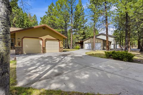 Tiny photo for 149068 Mabel Drive, La Pine, OR 97739 (MLS # 220220946)