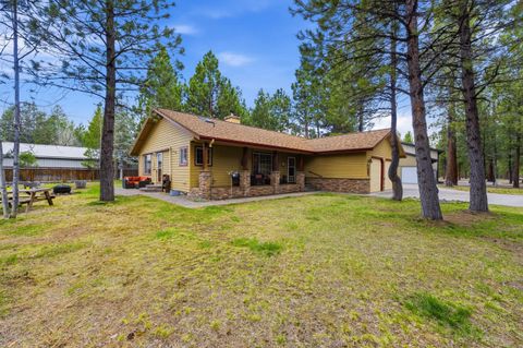 Tiny photo for 149068 Mabel Drive, La Pine, OR 97739 (MLS # 220220946)