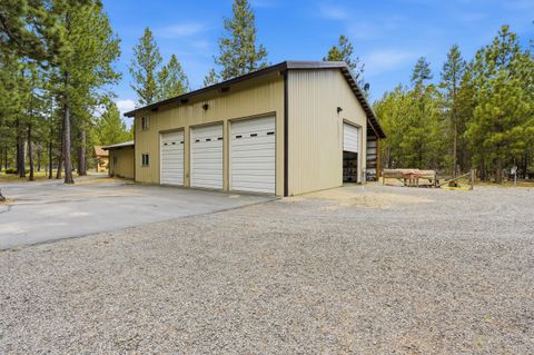 Tiny photo for 149068 Mabel Drive, La Pine, OR 97739 (MLS # 220220946)