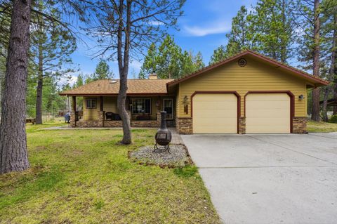 Tiny photo for 149068 Mabel Drive, La Pine, OR 97739 (MLS # 220220946)