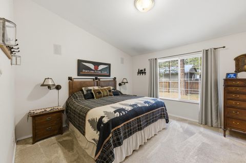 Tiny photo for 149068 Mabel Drive, La Pine, OR 97739 (MLS # 220220946)