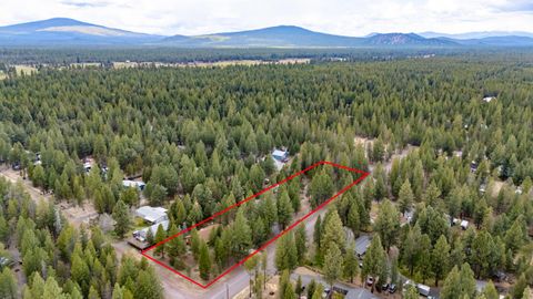 Tiny photo for 149068 Mabel Drive, La Pine, OR 97739 (MLS # 220220946)