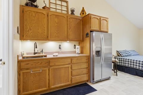 Tiny photo for 149068 Mabel Drive, La Pine, OR 97739 (MLS # 220220946)