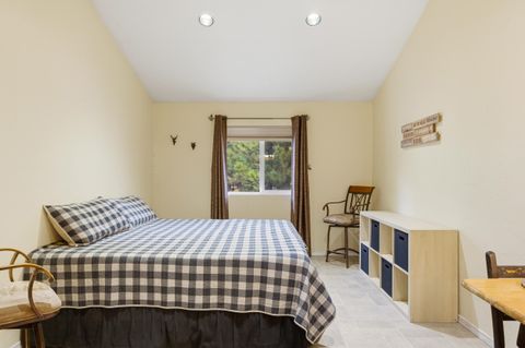 Tiny photo for 149068 Mabel Drive, La Pine, OR 97739 (MLS # 220220946)