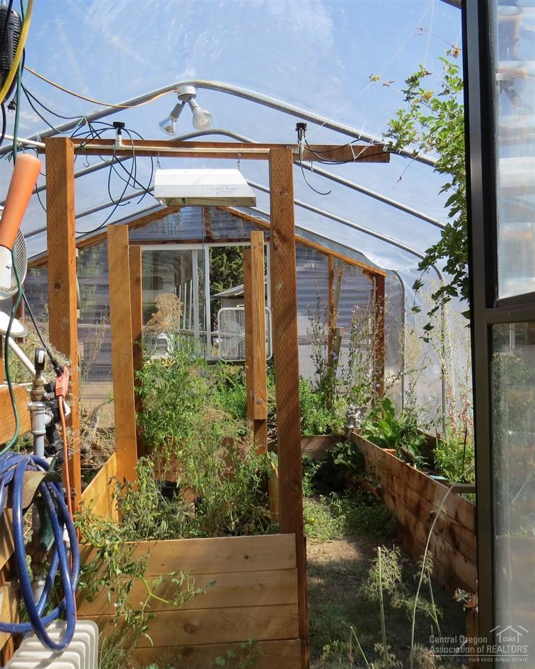 Idleway Acres - Residential