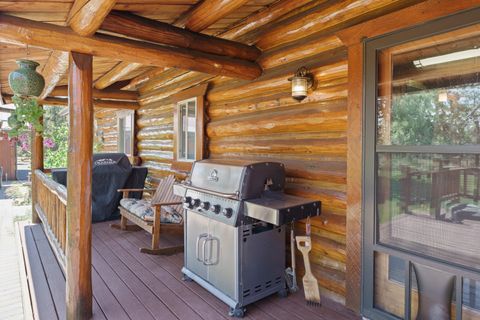 Tiny photo for 64864 Casa Court, Bend, OR 97701 (MLS # 220219475)