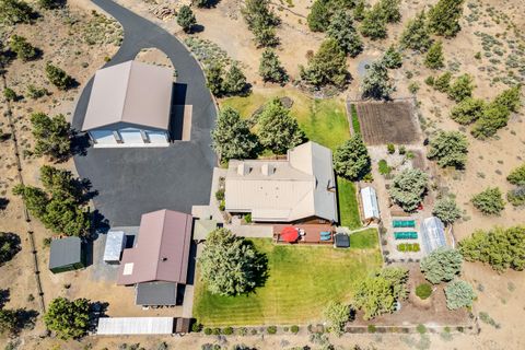 Tiny photo for 64864 Casa Court, Bend, OR 97701 (MLS # 220219475)