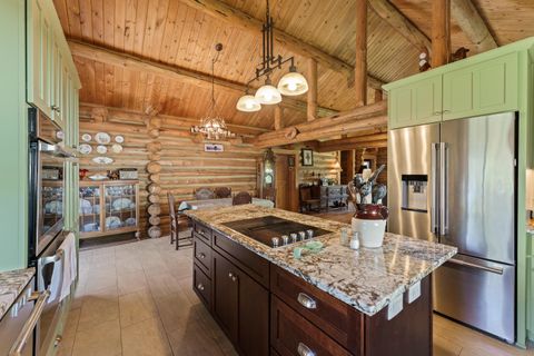 Tiny photo for 64864 Casa Court, Bend, OR 97701 (MLS # 220219475)