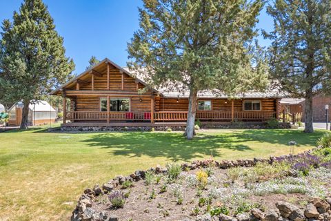 Photo of 64864 Casa Court, Bend, OR 97701 (MLS # 220219475)