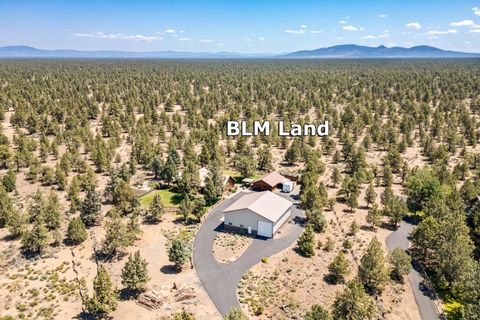 Tiny photo for 64864 Casa Court, Bend, OR 97701 (MLS # 220219475)