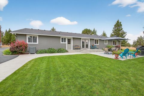 Tiny photo for 4839 S Sioux Loop, Prineville, OR 97754 (MLS # 220219787)