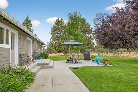 Tiny photo for 4839 S Sioux Loop, Prineville, OR 97754 (MLS # 220219787)