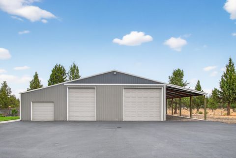 Tiny photo for 4839 S Sioux Loop, Prineville, OR 97754 (MLS # 220219787)