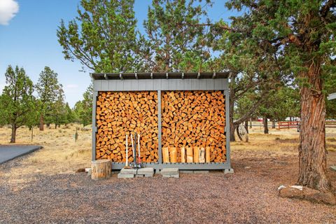 Tiny photo for 4839 S Sioux Loop, Prineville, OR 97754 (MLS # 220219787)