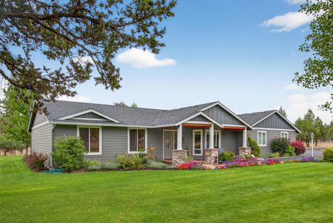 Tiny photo for 4839 S Sioux Loop, Prineville, OR 97754 (MLS # 220219787)