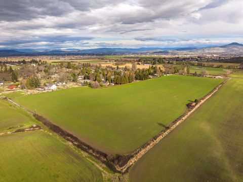 Tiny photo for 0 Lapine Avenue, Central Point, OR 97502 (MLS # 220214328)