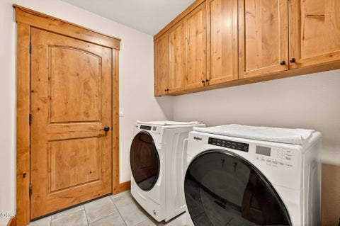 Tiny photo for 19563 Apache Road, Bend, OR 97702 (MLS # 220225403)