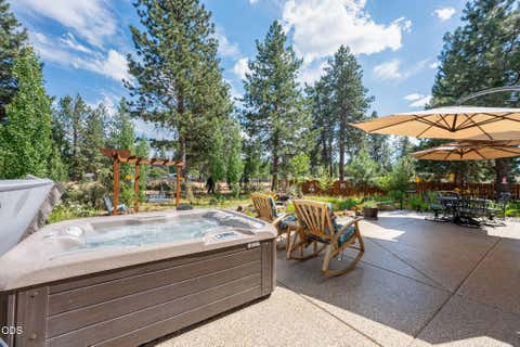 Tiny photo for 19563 Apache Road, Bend, OR 97702 (MLS # 220225403)