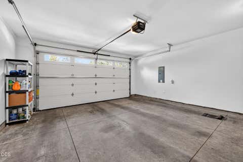 Tiny photo for 19563 Apache Road, Bend, OR 97702 (MLS # 220225403)