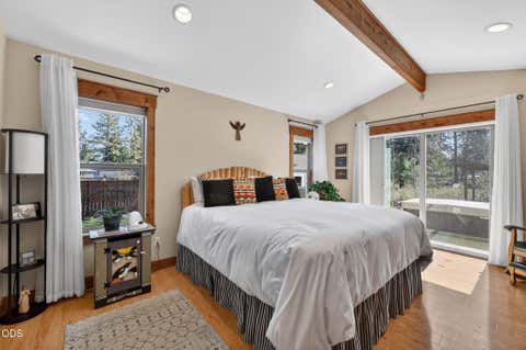 Tiny photo for 19563 Apache Road, Bend, OR 97702 (MLS # 220225403)