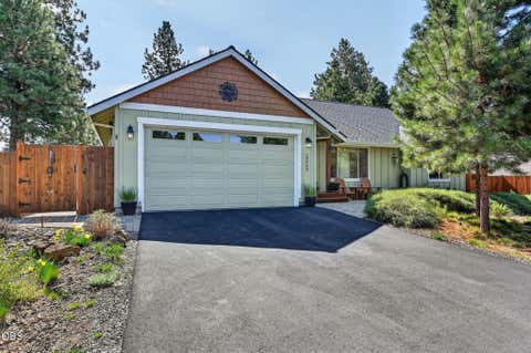 Tiny photo for 19563 Apache Road, Bend, OR 97702 (MLS # 220225403)